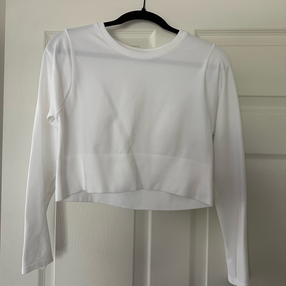 offline by aerie white athleisure top
